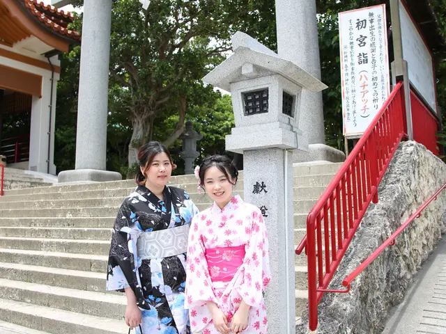 【沖縄本島地域密着】経験25年!!首里城公園で撮影許可有り!