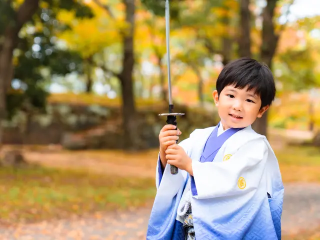 女性カメラマンが撮影いたします。土日祝の空きあります!護国神社の撮影経験が豊富!