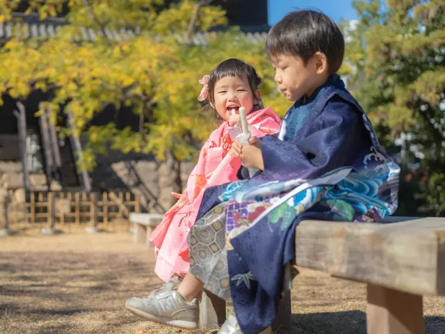 女性カメラマンが撮影いたします。土日祝の空きあります!護国神社の撮影経験が豊富!