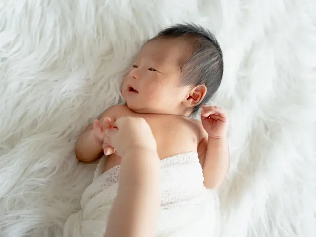お家で撮影★生後1ヶ月まで今だけの瞬間!ナチュラルニューボーンフォト
