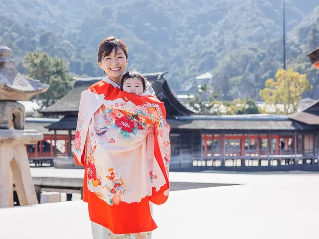 【お宮参り撮影】Jun3photoがご家族の自然な雰囲気を撮影いたします。