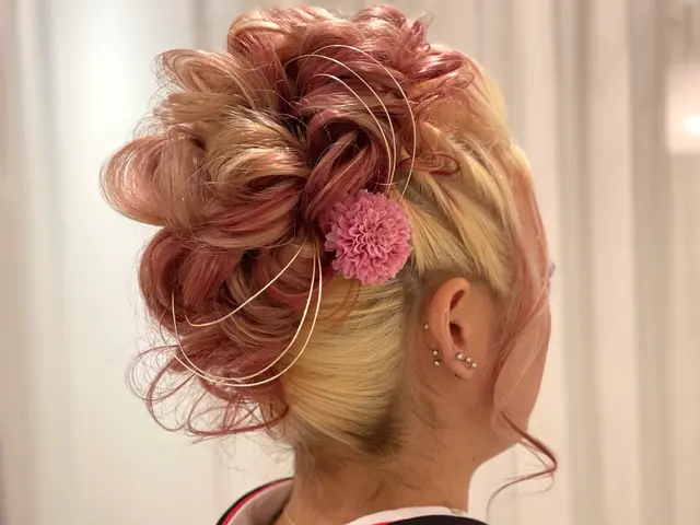 《ヘアメイクと着付け同時施術OK》◎現役ブライダル美容師◎