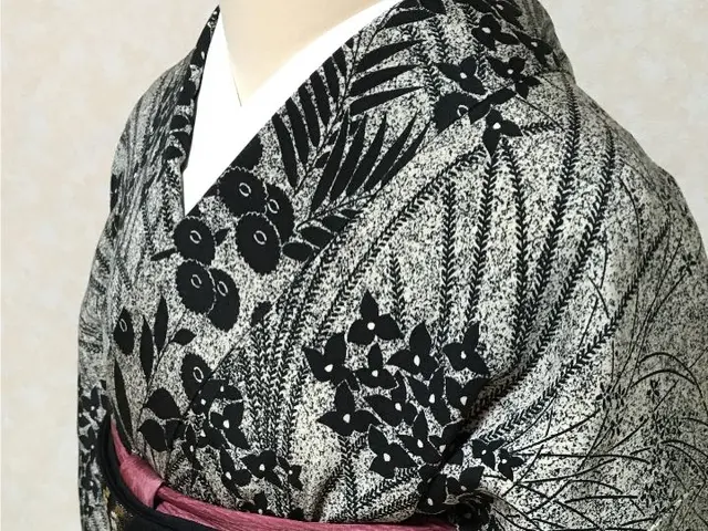 【晴れの日にお着物を着てみませんか?】 一級着付け技能士 早朝料金無し交通費込み