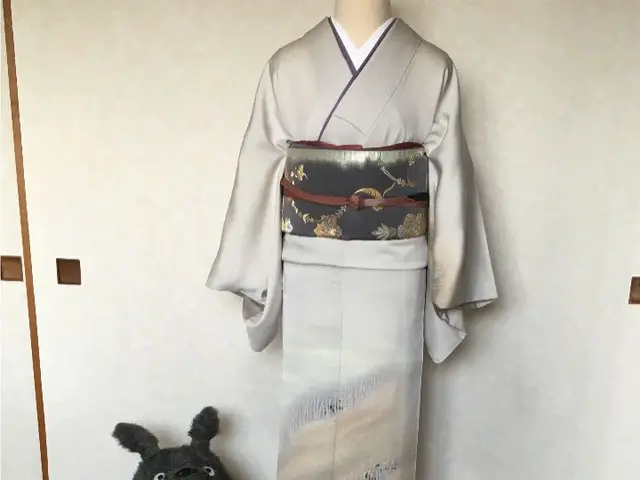 【晴れの日にお着物を着てみませんか?】 一級着付け技能士 早朝料金無し交通費込み