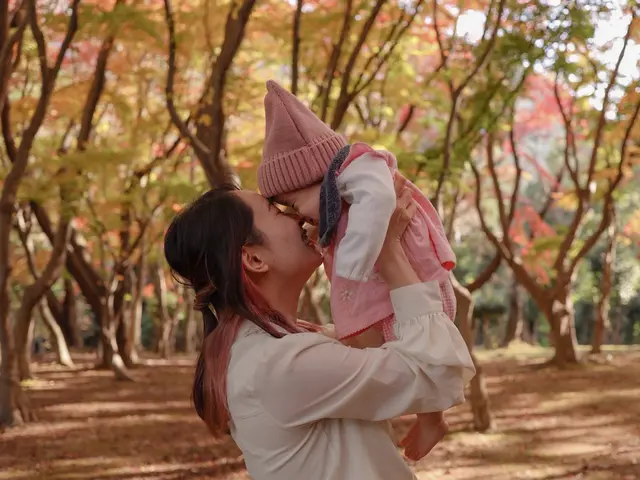 【12月〜ご予約可能です】母親視点で切り取る自然光ポートレート☆