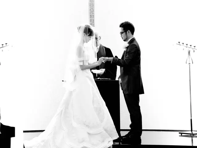 《雑誌撮影経験あり》女性スタッフ同行可◎駐車場代要相談◎メイクやスタジオ手配可能