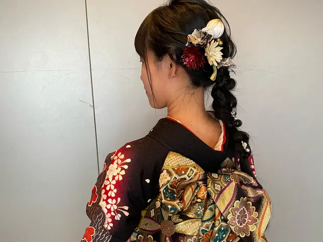 《着付歴42年師範》2万件以上実績 花嫁着付 振袖・訪問着・留袖・袴・ヘア別料金