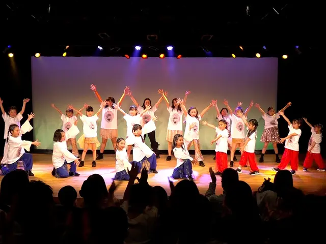 【発表会/舞台専門のビデオ撮影】ダンス、ピアノ、生活発表会、バレエ、フラ、合唱等