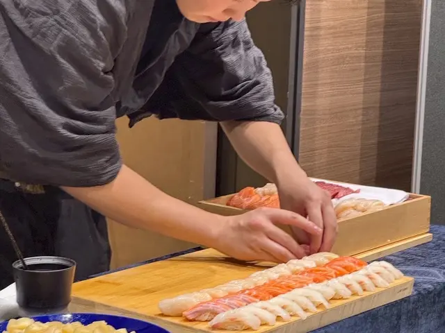 プロの寿司職人が握る江戸前寿司と逸品コース 他ジャンルのミックスやドリンクも◯