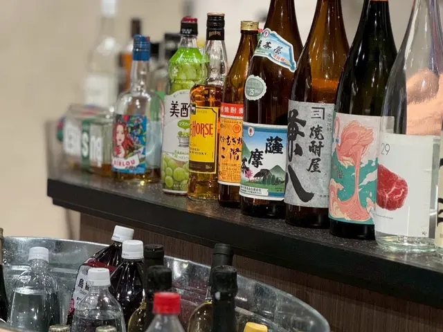 プロの寿司職人が握る江戸前寿司と逸品コース 他ジャンルのミックスやドリンクも◯