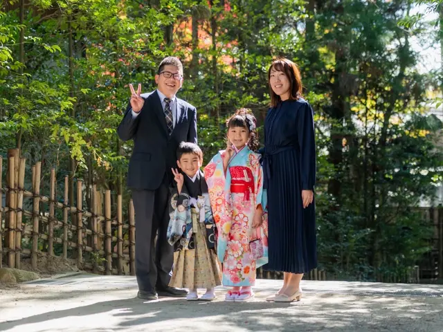 【成人式 家族写真撮影!】思い出の場所で大切な一瞬を残しませんか?ご自宅撮影も◎