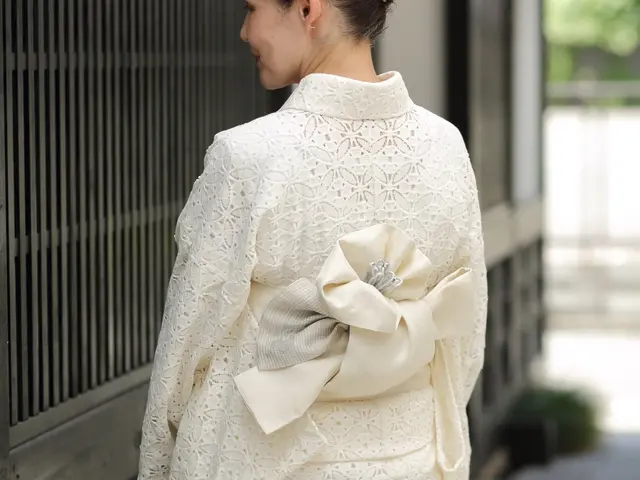 貴方の素敵を満開に!(結婚式、パーティに留袖、訪問着、振袖を是非着てみては!)