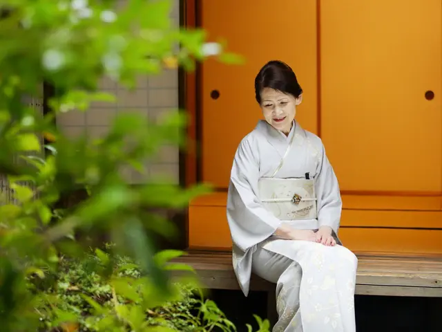 貴方の素敵を満開に!(結婚式、パーティに留袖、訪問着、振袖を是非着てみては!)