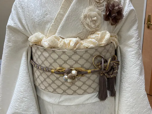 着付けの他にヘアセット、メイクも対応しています☆