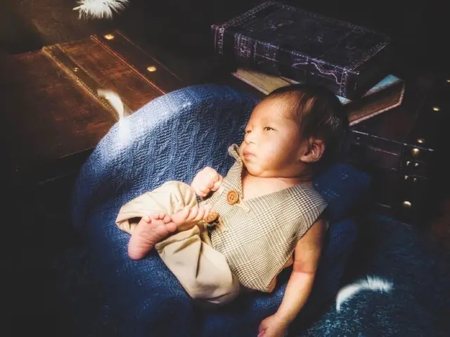 【ニューボーンフォト年間100組】新生児写真のスクール講師の肩書きを持っています