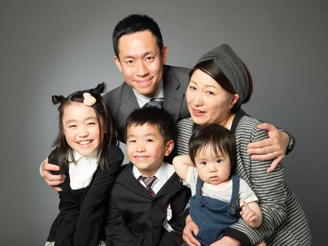 盛岡の小さな写真館〜終日均一料金、同日スタジオ撮影可、貸衣裳あり