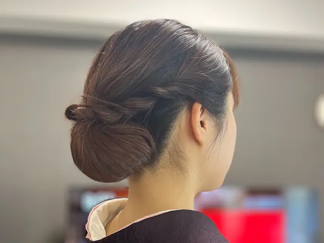【一級着付け技能士】おまかせヘアセット込み。2026年度成人式空きあり!