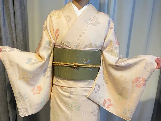 【東京・神奈川】美しく快適なお着付けを目指しています【各種お着付け】