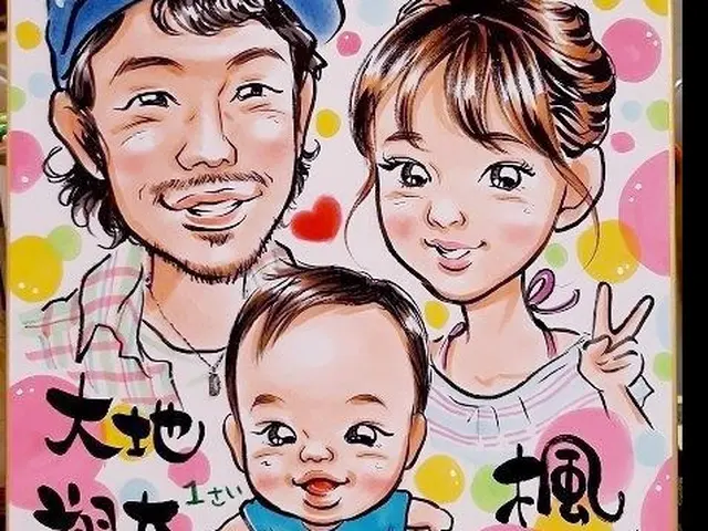 実績は3万人以上!カラフルでかわいい!!みんなが笑顔になる似顔絵をお届けします♪