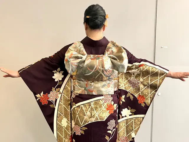 ◇気軽な着付けを自宅でご提供♪ ◇着物の知識を全面サポートいたします♪◇