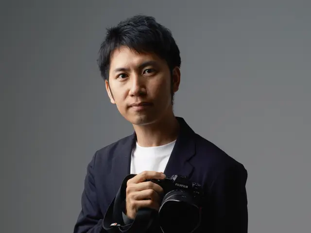 【翌日納品可能!】自然光で魅力を最大限に引き出すプロフィール写真撮影