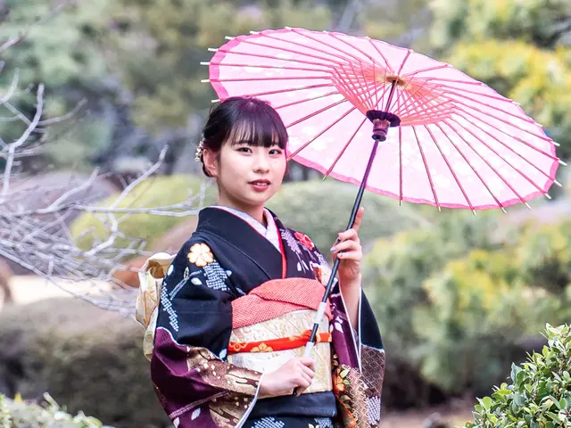 晴れの日Shot 成人式前撮,お正月の晴れ着など晴れの日 母、祖母と共に振袖撮影