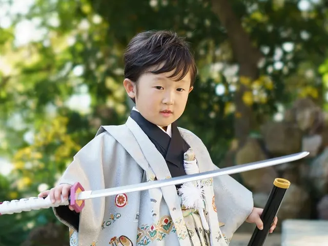 和傘・刀・手毬の貸出無料/楽しく過ごしながら自然な笑顔を撮影→延長無料