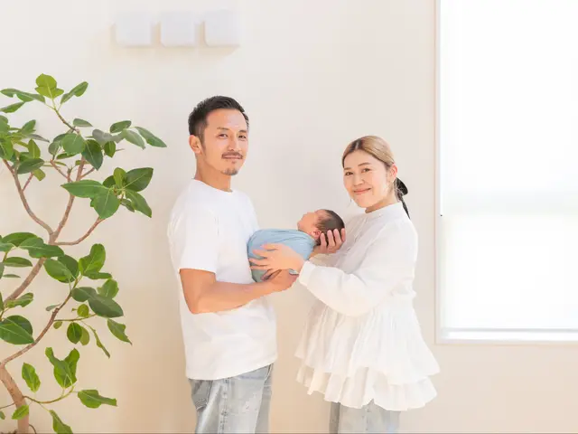 おくるみ撮影&うつ伏せ寝ポーズ♪女性フォトグラファー/2時間22,000円/
