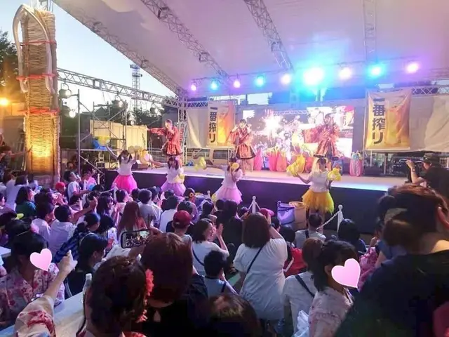 歌って踊って!バルーン&マジック&イリュージョンできちゃうアイドル!