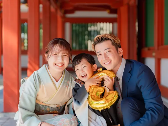 <七五三撮影>神社でのお参りの様子を撮影します