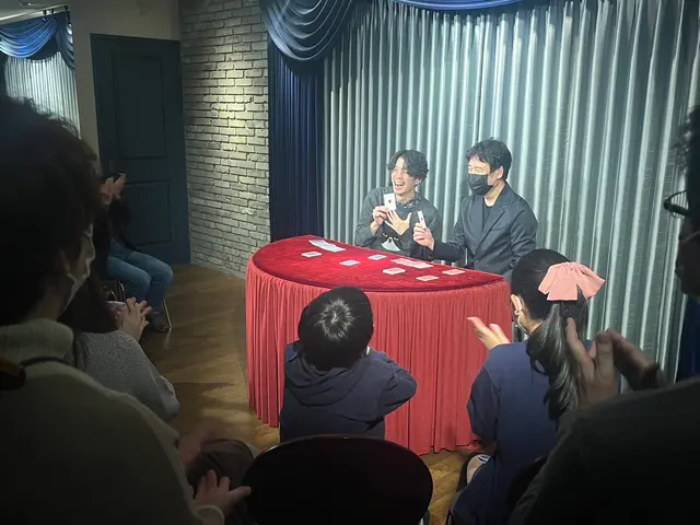海外出演やテレビ出演多数!目の前で繰り広げられる可愛い&不思議なマジック