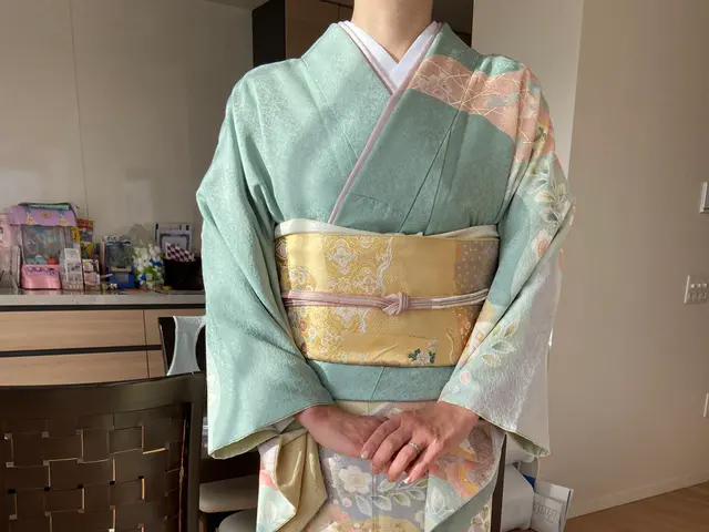 ◉早朝料金、交通費無し ◉楽で着崩れない ◉一級着付け技能士◉複数人割引あり