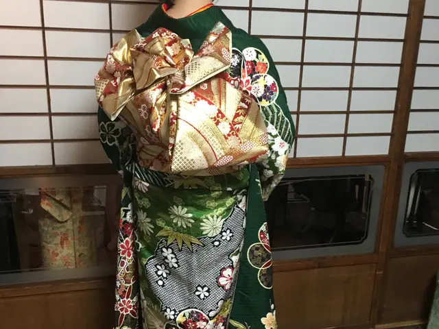 ◉早朝料金、交通費無し ◉楽で着崩れない ◉一級着付け技能士◉複数人割引あり