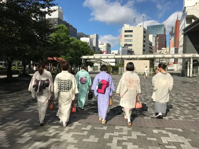 【業界歴19年】対応エリア内追加料金なし!★七五三の前撮りやご結婚式での着付に