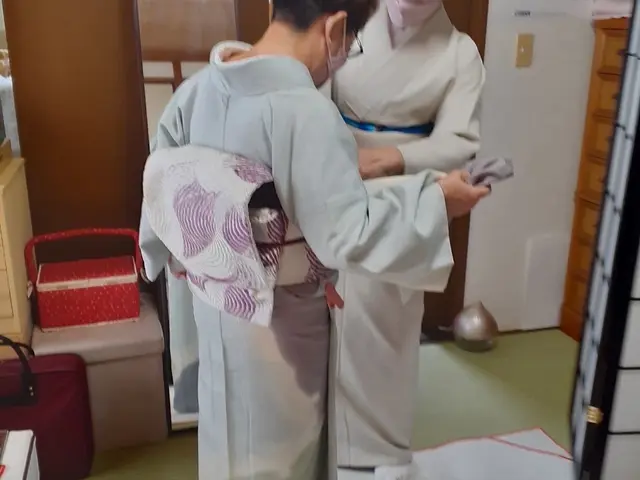 お家でらくらく着付け☆ヘアセット込金額☆美容師資格あり☆七五三割あり☆早朝無料