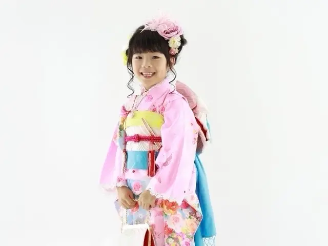 お家でらくらく着付け☆ヘアセット込金額☆美容師資格あり☆七五三割あり☆早朝無料