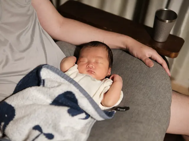 【ナチュラルニューボーンフォト】ベビーとママ,パパの自然な姿を残しませんか?