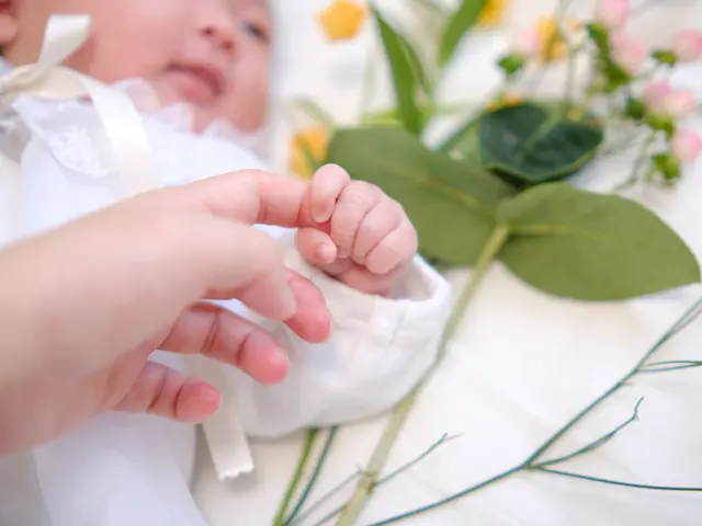 【ナチュラルニューボーンフォト】ベビーとママ,パパの自然な姿を残しませんか?