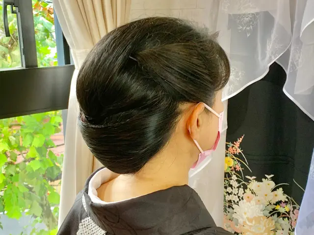 本格的な和髪もお任せください!花嫁・成人式前撮り・結婚式等!着付けも同時に可能!