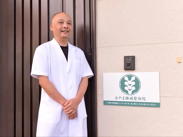 自然な表情で撮影いたします!プロフィール撮影ならお任せください!