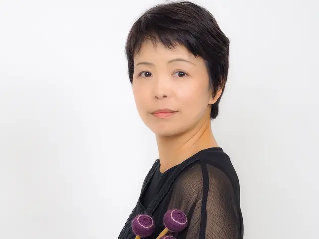 【盛岡スタジオヒロシ盛岡写真館】プロ写真家がプロフィール・宣材写真撮影をします。