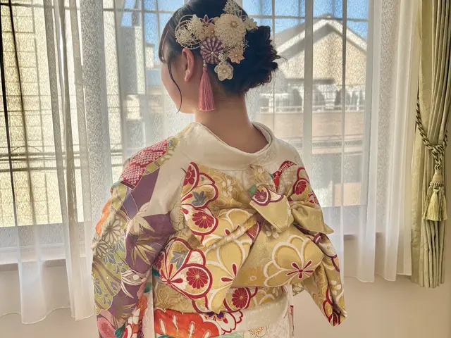 ヘアセット込み価格です*早朝料金なし!楽で快適!美しい着付けをご提供いたします。