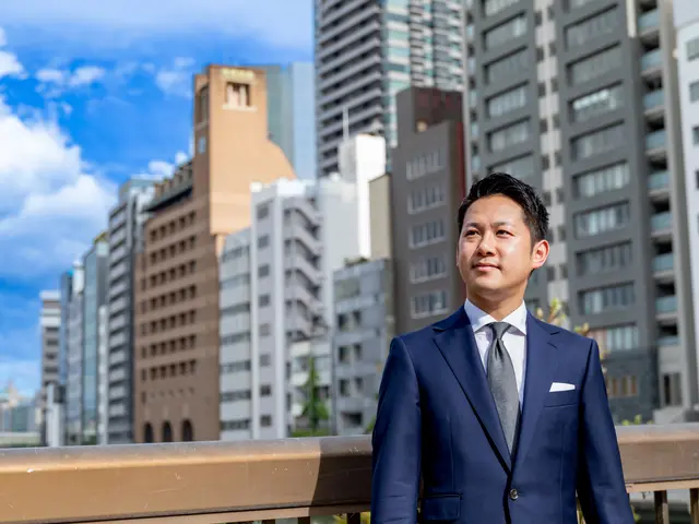 30分撮影ご希望の場所にて。ご希望の方は白背景のスタジオセット撮影も可能