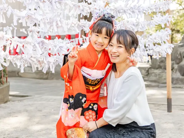 和傘(紅・蒼)・紙風船・万華鏡などの撮影アイテムレンタル無料!PayPay対応!