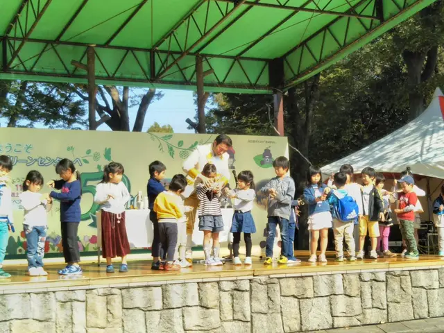 大人気!《お客様参加型のコミュニケーションマジックショー!!》笑い・感動・驚き★
