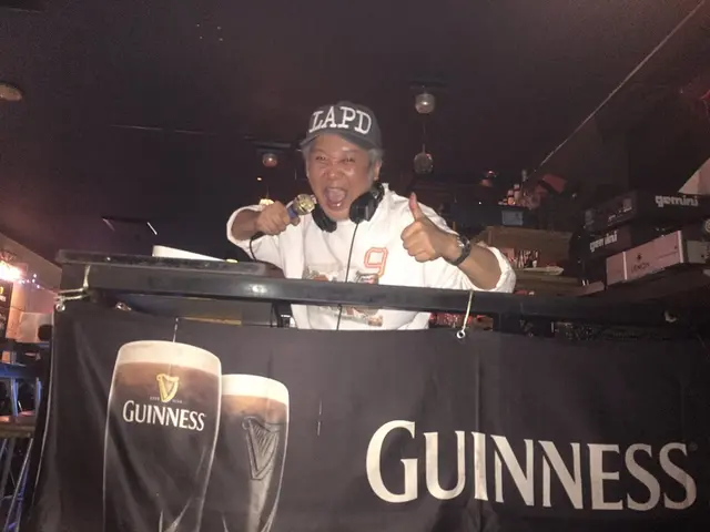 《最低30日以上前にご予約ください》キャリア30有余年!筋金入りの本職DJ!