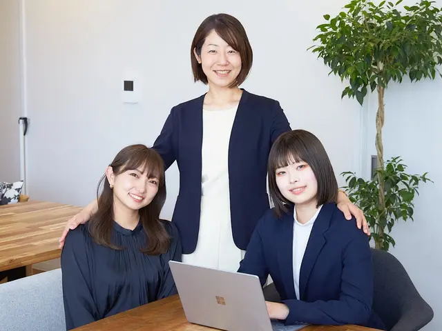 パンフレット作成経験を活かした撮影!最速3日で納品可能です!