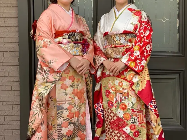 《ヘアセット込みの価格です》お着付けのみの方は割引有り。ご相談下さい。