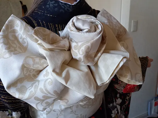 【写真館経験含め着付歴20年】所作の不安なくお出掛けできます。