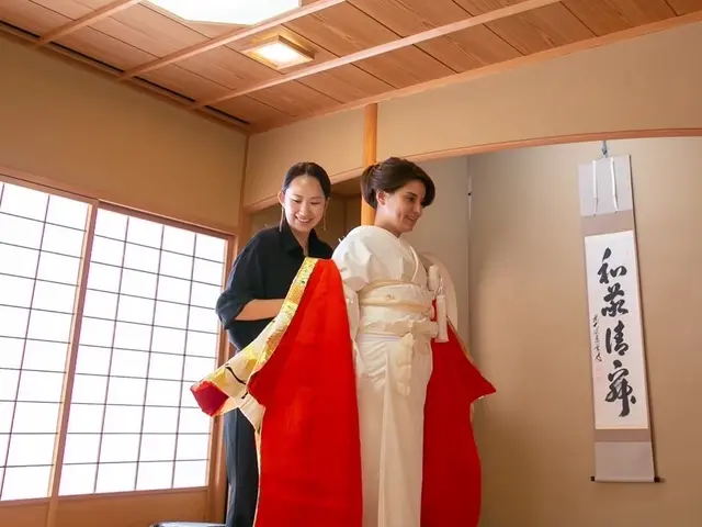 【ヘアセット込み】営業時間外対応◎花嫁着付け対応◎業歴18年◎着付けのみ割引有